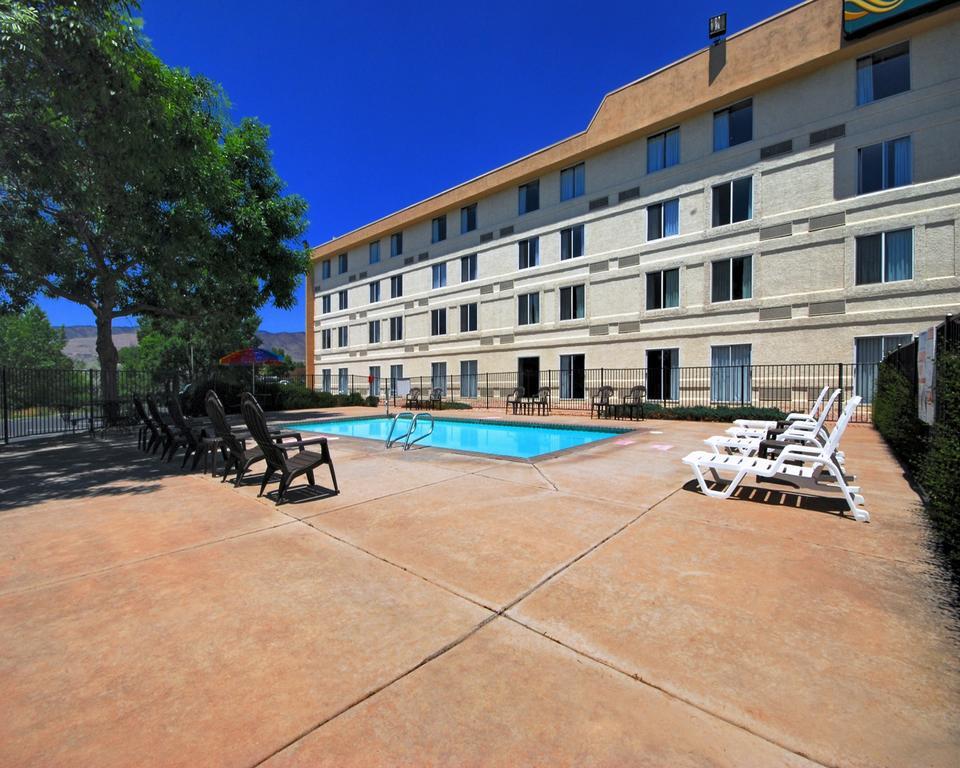 Hotel Quality & Garden Of The Gods 3*